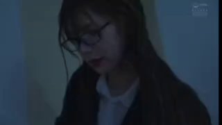 【小马探花】极品丸子头外围美女，豹纹内衣黑色网袜，特写跪地深喉口交，穿着高跟鞋张开双腿猛操